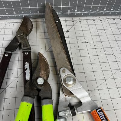 3 Pair, Hedge Trimmers and lopper's