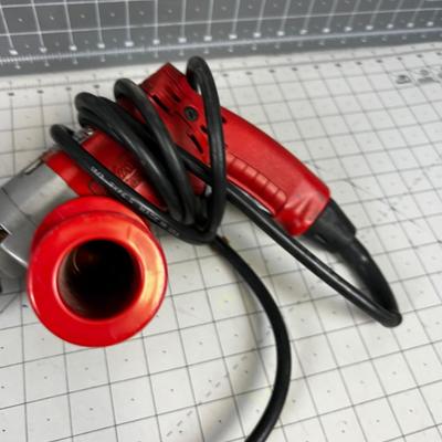 Milwaukee 1/2" Electric Drill 