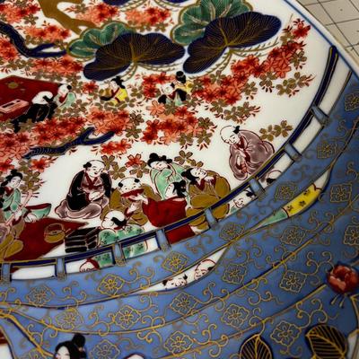 Chinese Rose Famille  Platter, Impressive!!