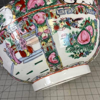 Chinese Rose Famille  Bowl Marked, Japanese Ware Decorated in Macau. NEAT!! I