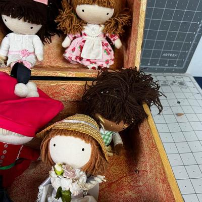 VINTAGE Pocket Dolls, by the CASE! In a Darling Carrying CASE!