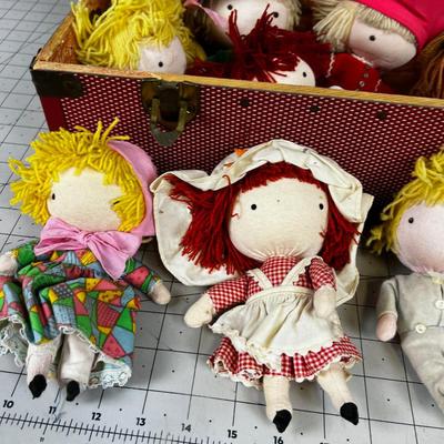 VINTAGE Pocket Dolls, by the CASE! In a Darling Carrying CASE!