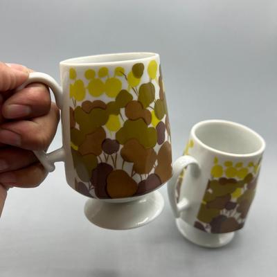 Vintage Art Deco Neural Colors Ceramic Drinking Mugs