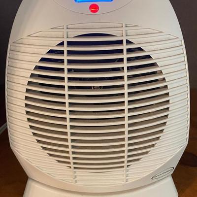 Feature Comforts Digital Heater Fan