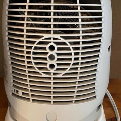 Feature Comforts Digital Heater Fan