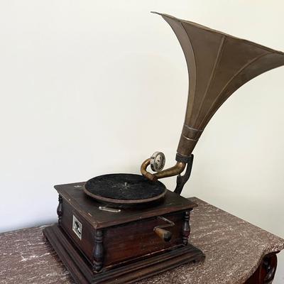 Gramophone  His Masterâ€™s Voice *Read Details