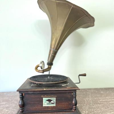 Gramophone  His Masterâ€™s Voice *Read Details