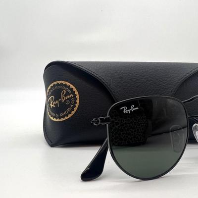 RAY BANS Sunglasses