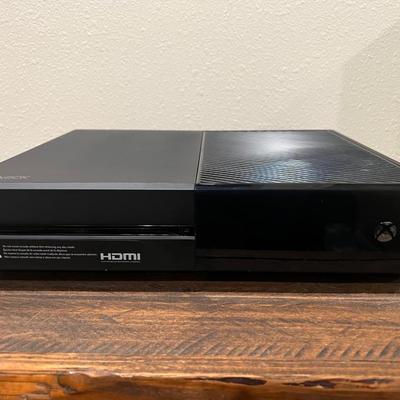 XBOX ONE 1TB with Forza 6