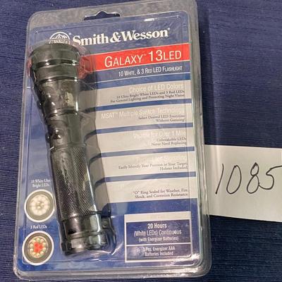 Smith & Wesson Flashlight