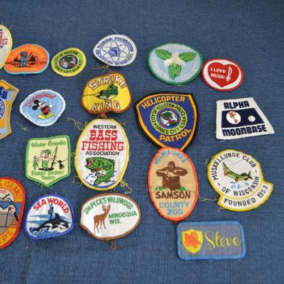 LOT 199 VINTAGE PATCH COLLECTION