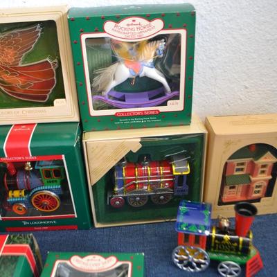 LOT 203. VINTAGE HALLMARK ORNAMENTS (20 ORNAMENTS)