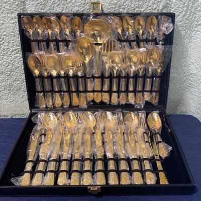 Beautiful Gold Tone FlatWare