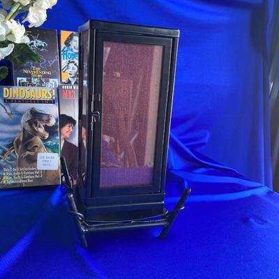 PRETTY PURPLE CANDLE LITE TEA LIGHT CANDLE HOLDER A GOOD MOVIE LIKE UP AND SOME FOLIAGE