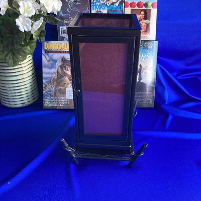 PRETTY PURPLE CANDLE LITE TEA LIGHT CANDLE HOLDER A GOOD MOVIE LIKE UP AND SOME FOLIAGE
