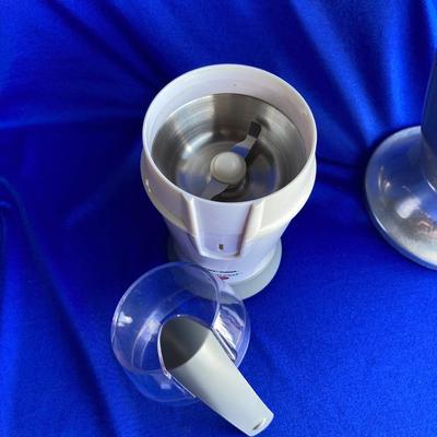 A VARIETY OF VINTAGE COFFEE POTS AND A COFFEE GRINDER TO TRY THEM OUT WITH