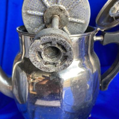 A VARIETY OF VINTAGE COFFEE POTS AND A COFFEE GRINDER TO TRY THEM OUT WITH