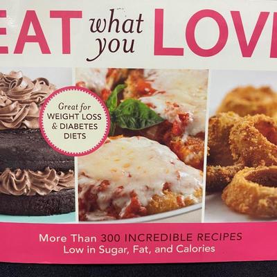 Pair of Low Calorie Diabetic & Weight Loss Diet Approved Eat What You Love Cookbooks Weight Watchers Recipes