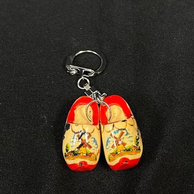 Retro Dutch Wooden Shoes Windmill Painted Solvang Vacation Souvenir Keychain