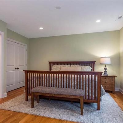 Stickley like king bed frame with new mattress!