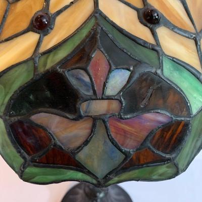 Dale Tiffany Bronze Lamp with Stained Glass Shade (M-KW)