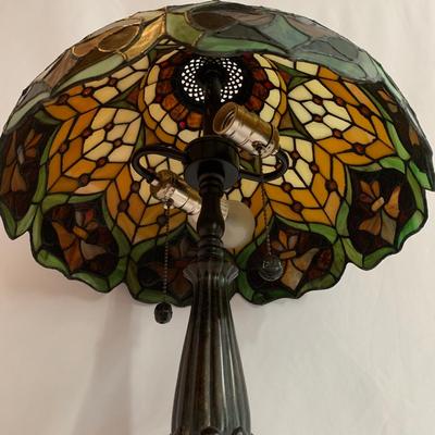 Dale Tiffany Bronze Lamp with Stained Glass Shade (M-KW)