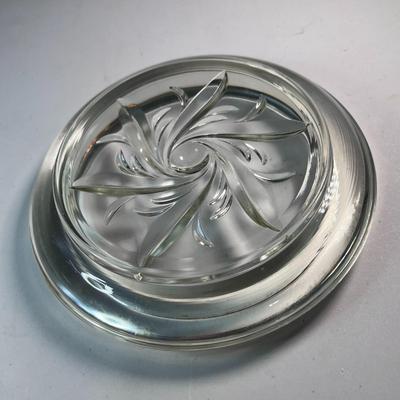 HEFTY GLASS SWIRL DISH 3-D SWIRL 