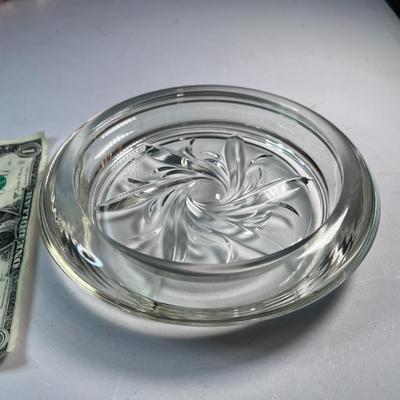 HEFTY GLASS SWIRL DISH 3-D SWIRL 