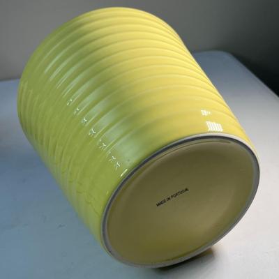 YELLOW RIBBED GARDEN POT PLANTER PORTUGAL 