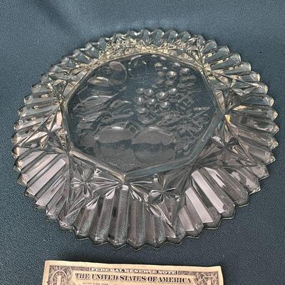 LEADED GLASS FRUIT PATTERN SHALLOW BOWL PLATTER