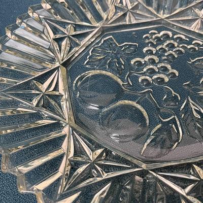 LEADED GLASS FRUIT PATTERN SHALLOW BOWL PLATTER