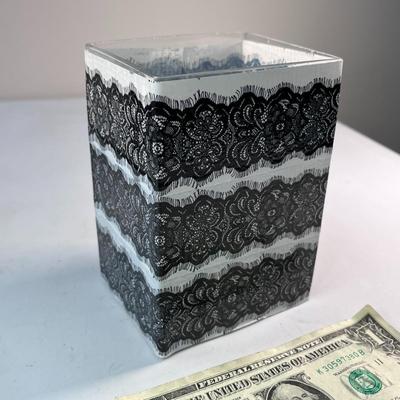 LACEY PRINT GLASS RECTANGULAR VASE