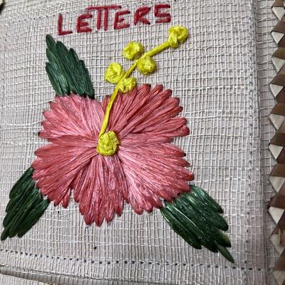 COLORFUL â€œBAHAMASâ€ HANGING LETTER HOLDER