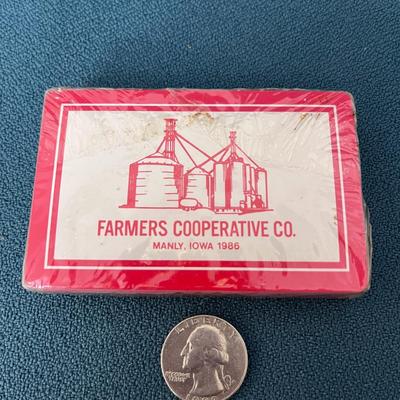 UNOPENED FARMERS COOPERATIVE CO PLAYING CARDS