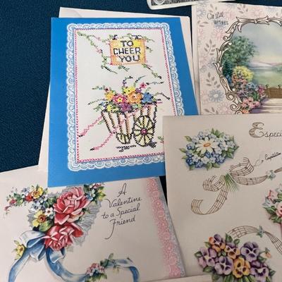 SELECTION OF VINTAGE ALL OCCASION CARDS ALL UNUSED