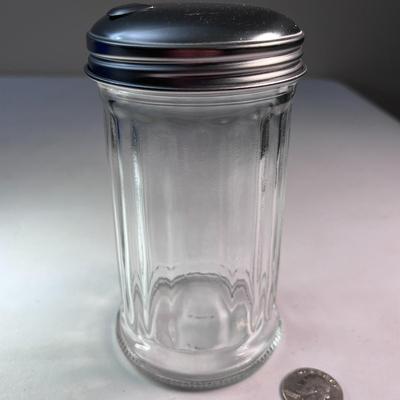 SUGAR DISPENSER TRADITIONAL STYLE WITH POURING FLAP