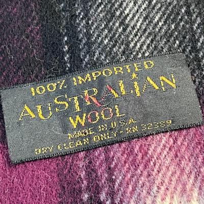 EXCELLENT AUSTRALIAN WOOL SCARF