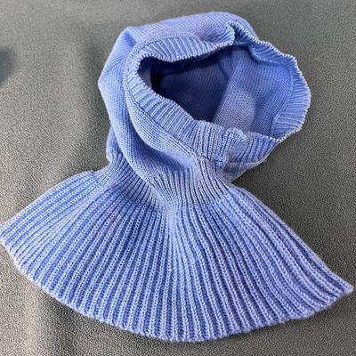 CHILDâ€™S WINTER KNITTED HOOD VINTAGE