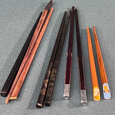 3 PAIR 3 SINGLES CHOPSTICKS