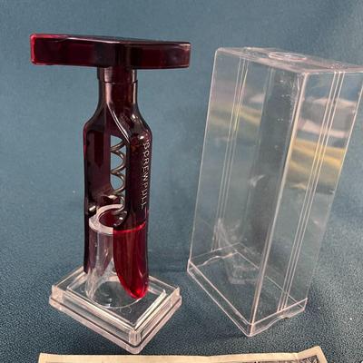 NEW IN BOX â€œSCREW PULLâ€ CORKSCREW