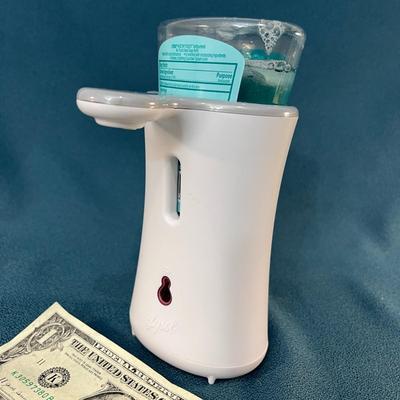 BATTERY OPERATED NO-TOUCH HAND SOAP DISPENSER 