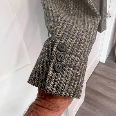 MENS WOOL TWEED CUSTOM TAILORED IN HONG KONG JACKET