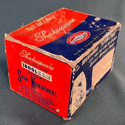 VINTAGE SHAKESPEARE â€œWONDEREELâ€ FISHING REEL w/ORIGINAL BOX