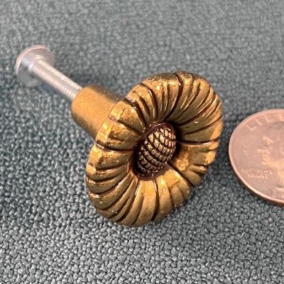 8 MATCHING SOLID BRASS â€œFLOWERâ€ DRAWER KNOBS