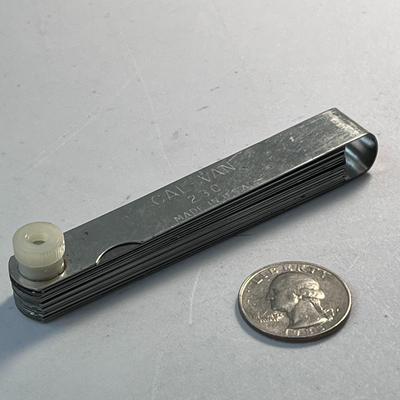 FEELER GAUGE SET FOLDS UP