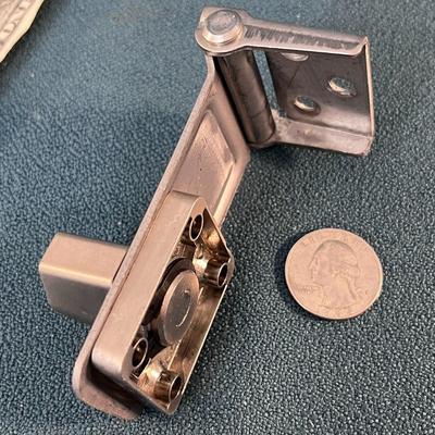 KEY LOCKING HASP NEW IN PACKAGE