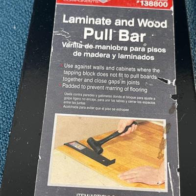 LAMINATE AND WOOD PULL BAR