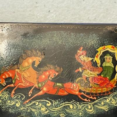 Vintage Hand Painted Lacquer Khokloma Wood Trinket Box