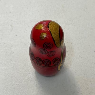 Vintage Hand Painted Khokloma Wood Nesting Dolls
