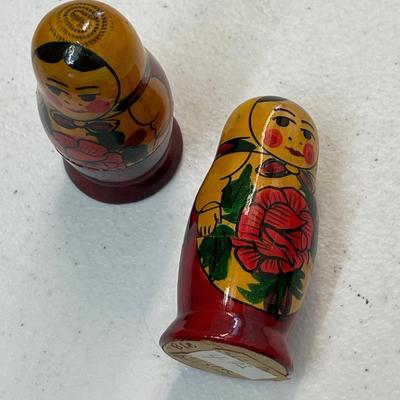 Vintage Hand Painted Khokloma Wood Nesting Dolls
